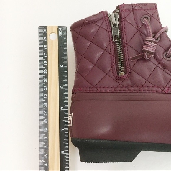 Sperry Women's Saltwater Quilted Red Wine Burgundy Duck Boots Size 5 NEW - Picture 10 of 11